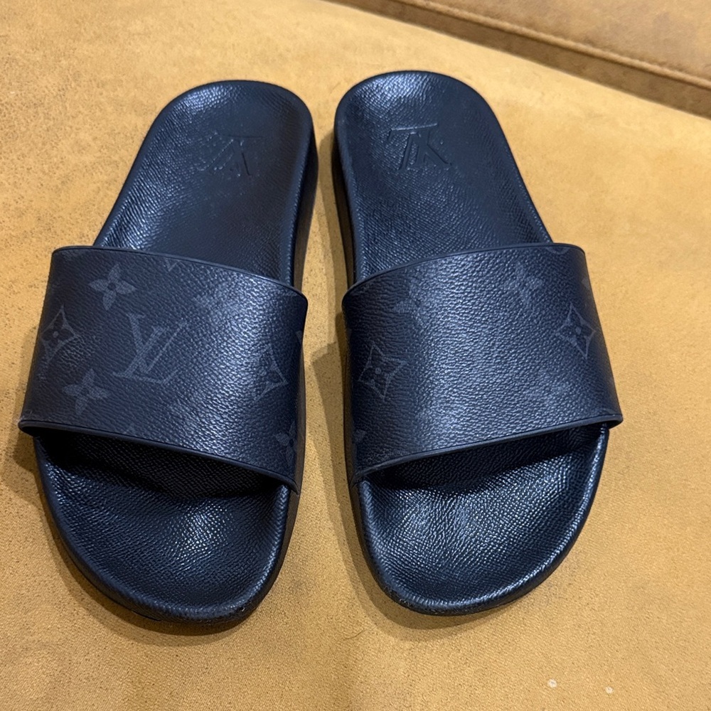 Louis Vuitton Navy Slide Sandals